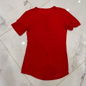 Lululemon hold tight shirt